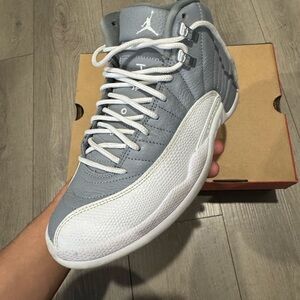 JORDAN 12 retro grey and white